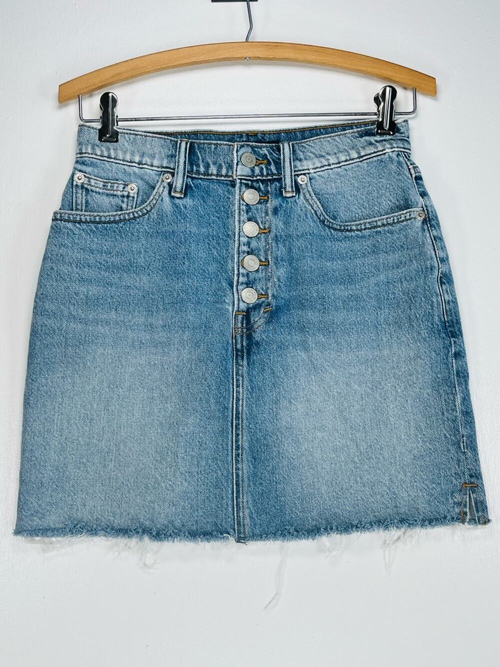 Lucky Brand Faded Denim Button Front Mini Skirt Cutoff Hem Size 0 Small